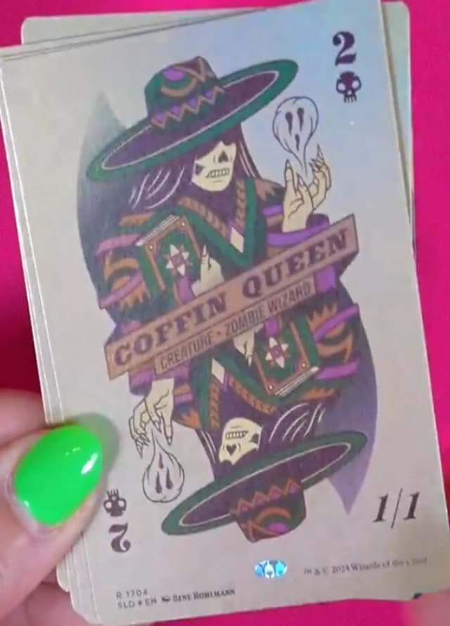 Coffin Queen image